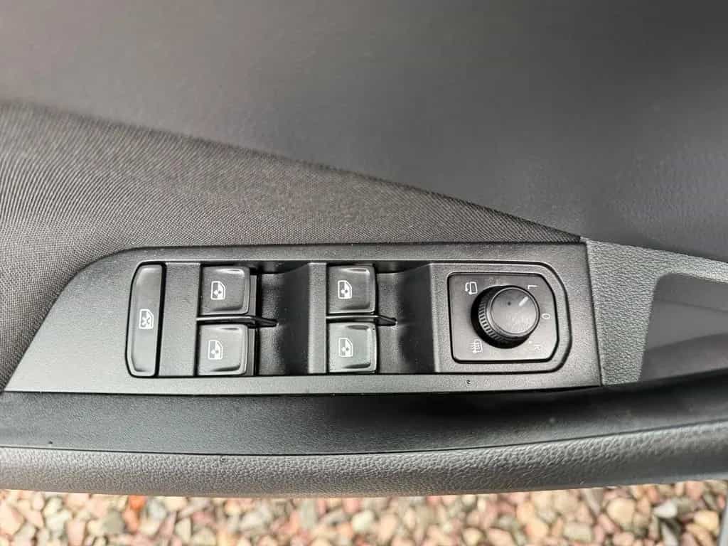 Skoda Kamiq 1.0 TSI Sitzheizung,Parksensoren,LaneAssis 12/2021-photo-16