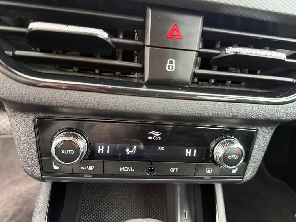 Skoda Kamiq 1.0 TSI Sitzheizung,Parksensoren,LaneAssis 12/2021-photo-26