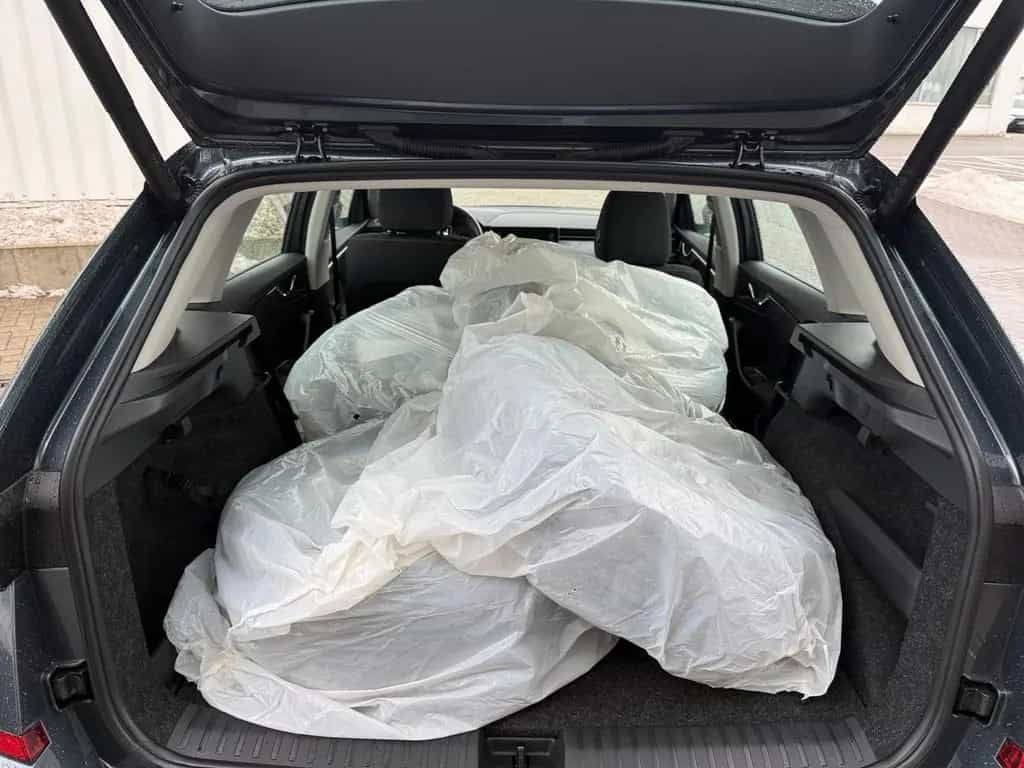 Skoda Kamiq 1.0 TSI Sitzheizung,Parksensoren,LaneAssis 12/2021-photo-30