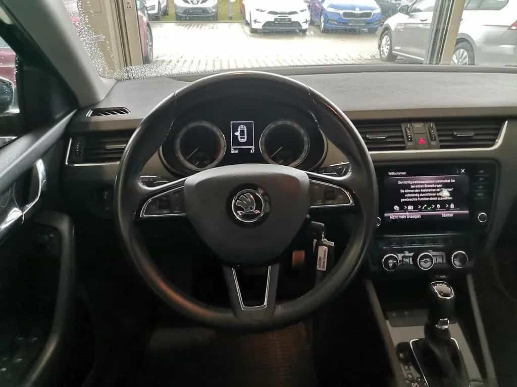Skoda Octavia 1.0 TSI DSG Style Navi|SHZ|Klimaaut. 01/2019-photo-11