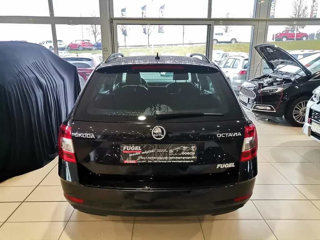 Skoda Octavia 1.0 TSI DSG Style Navi|SHZ|Klimaaut. 01/2019-photo-5