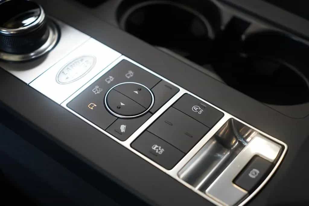 Land Rover Discovery S SD4 *Standheizung *Kamera *AHK * 03/2020-photo-15