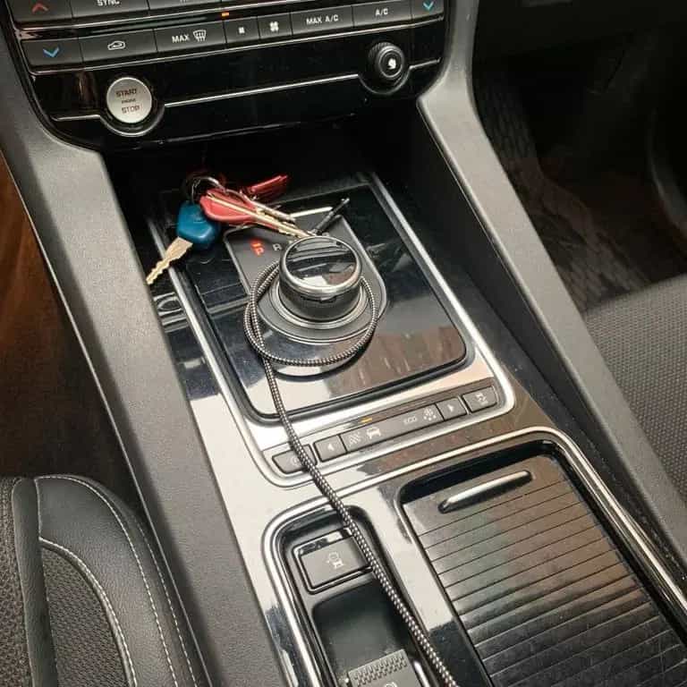Jaguar F-Pace 2.0 D 180 CV AWD aut. R-Sport 01/2018-photo-11