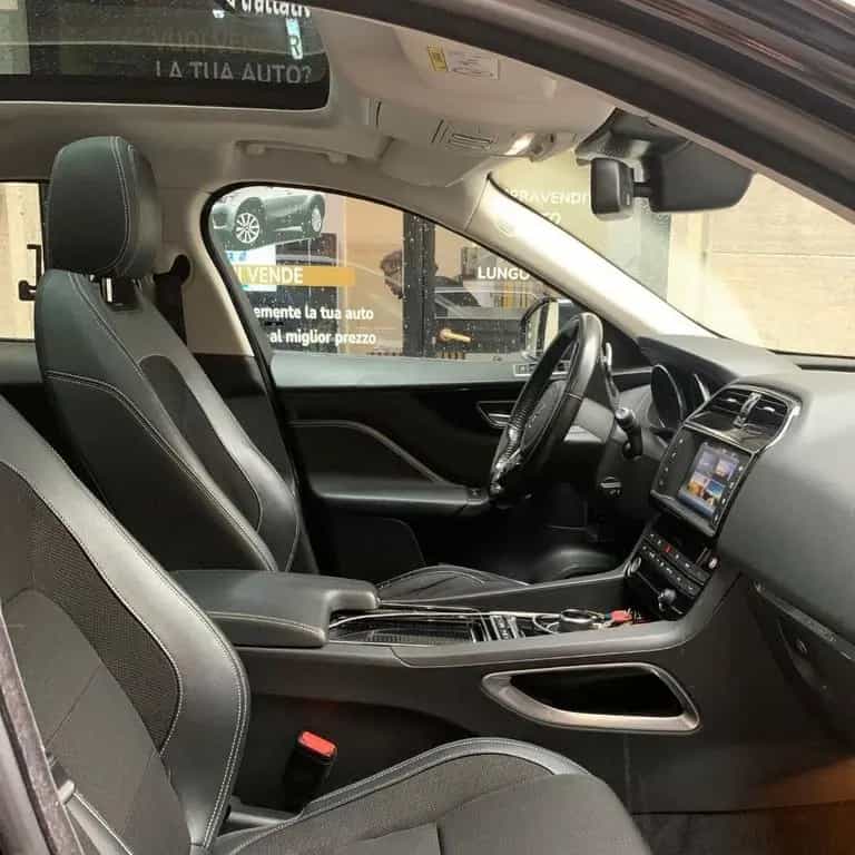 Jaguar F-Pace 2.0 D 180 CV AWD aut. R-Sport 01/2018-photo-12