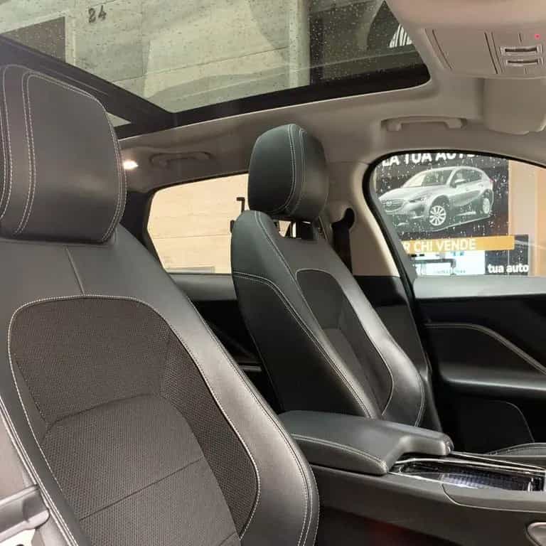 Jaguar F-Pace 2.0 D 180 CV AWD aut. R-Sport 01/2018-photo-14