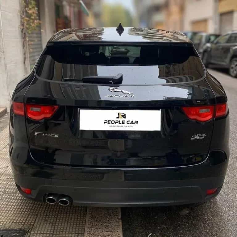 Jaguar F-Pace 2.0 D 180 CV AWD aut. R-Sport 01/2018-photo-5