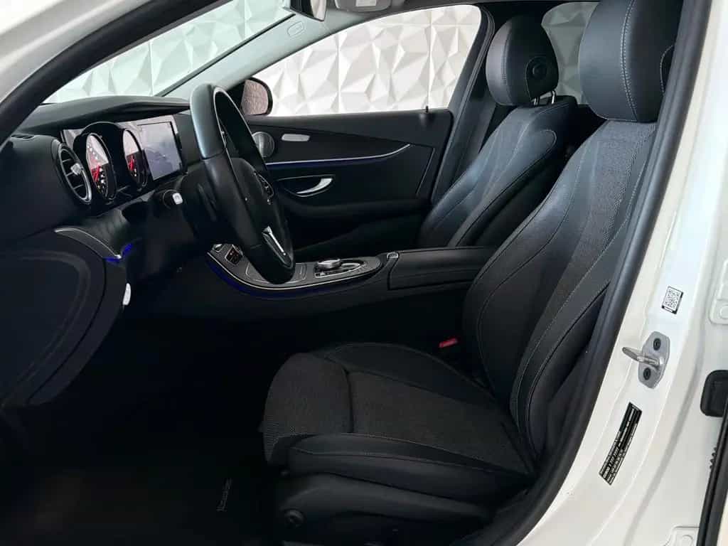 Mercedes-Benz E-Class 450T|PANO|LED|AMG-LINE|BURMESTER|SPUR|AMBIENTE 03/2019-photo-13