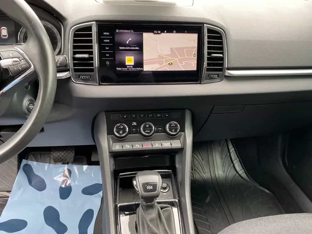 Skoda Karoq 1.5 TSI DSG CLEVER NAV/ACC/PLA/BWSS/BSA 10/2021-photo-26