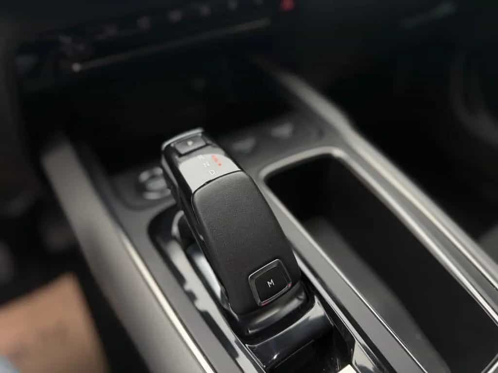 Citroën C5 Aircross 1.5BlueHDI-Automatik-360kamera-AHK 11/2019-photo-12