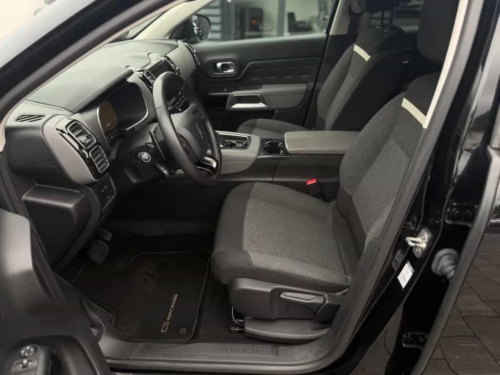 Citroën C5 Aircross 1.5BlueHDI-Automatik-360kamera-AHK 11/2019-photo-8