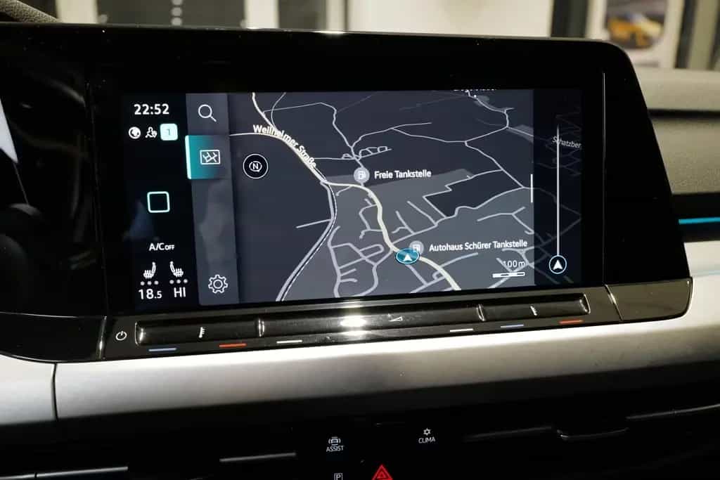 Volkswagen Golf VIII 1.5TSI Life Navi Rkam LedPlus CarPlay 01/2023-photo-11