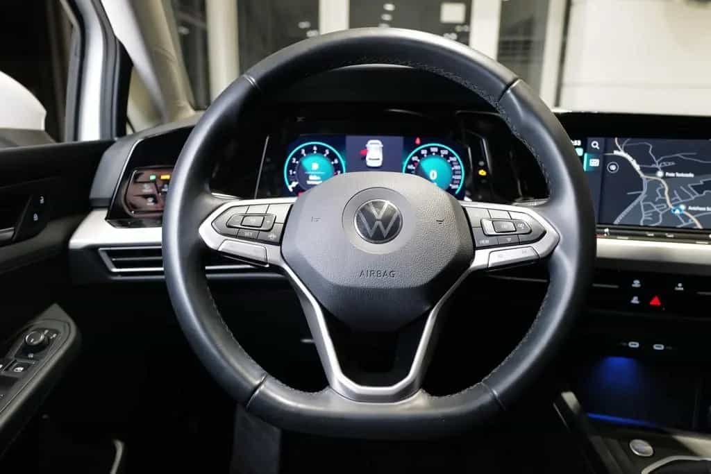 Volkswagen Golf VIII 1.5TSI Life Navi Rkam LedPlus CarPlay 01/2023-photo-15