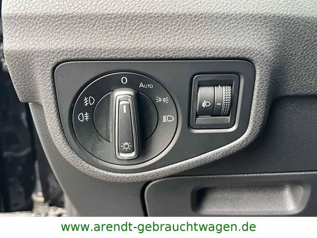 Volkswagen Golf Sportsvan VII Highline*1.HAND/NAVI/SHZ/PDC* 12/2014-photo-15