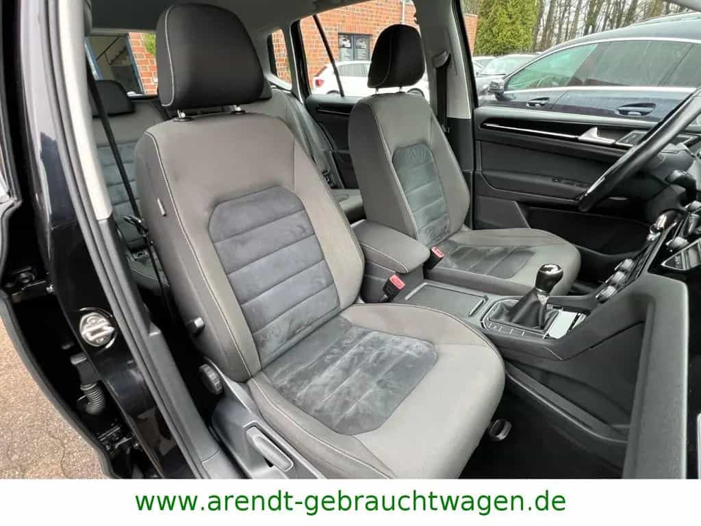 Volkswagen Golf Sportsvan VII Highline*1.HAND/NAVI/SHZ/PDC* 12/2014-photo-19