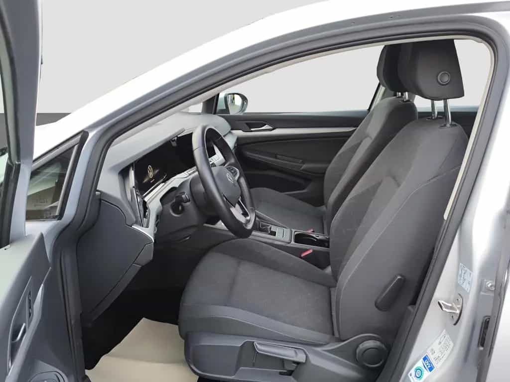 Volkswagen Golf 8 Lim. 1.5 TSI Life LED NAVI PDC 03/2023-photo-11