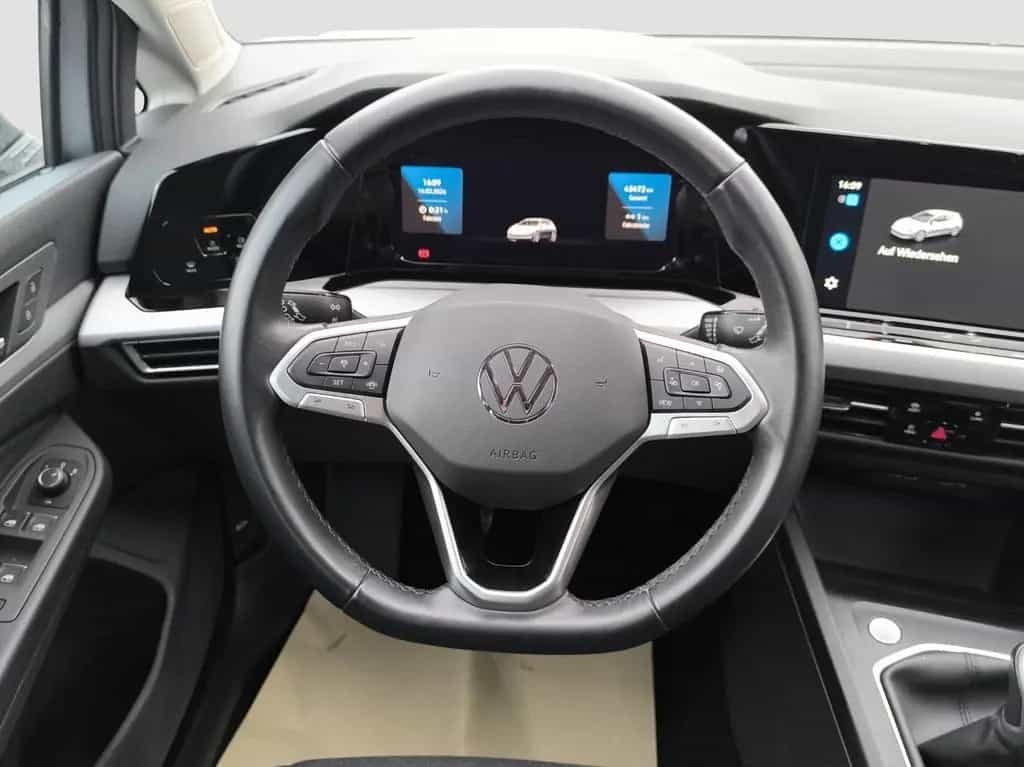 Volkswagen Golf 8 Lim. 1.5 TSI Life LED NAVI PDC 03/2023-photo-12
