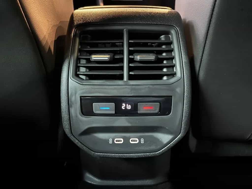 Cupra Formentor VZ 4Drive Beats LED NAVI 11/2020-photo-23