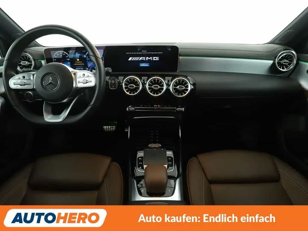 Mercedes-Benz A 35 AMG 4Matic Aut.*NAV*LED*TEMP*CAM*PDC*SHZ* 07/2019-photo-11