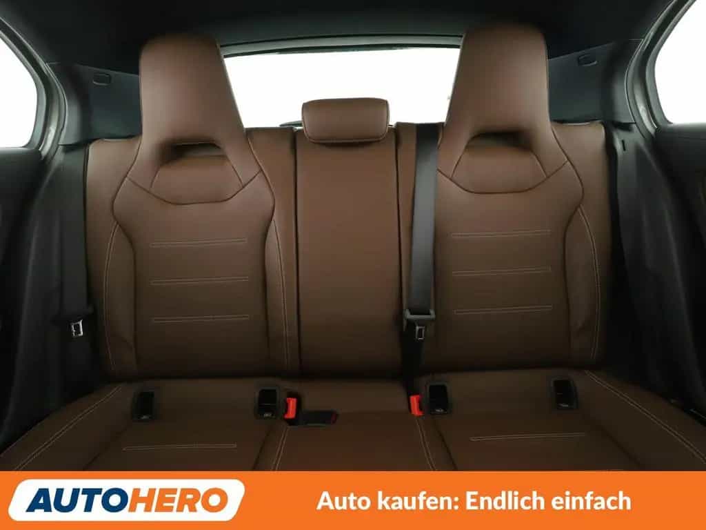 Mercedes-Benz A 35 AMG 4Matic Aut.*NAV*LED*TEMP*CAM*PDC*SHZ* 07/2019-photo-15