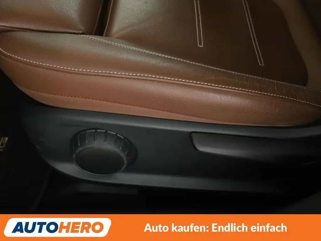 Mercedes-Benz A 35 AMG 4Matic Aut.*NAV*LED*TEMP*CAM*PDC*SHZ* 07/2019-photo-25