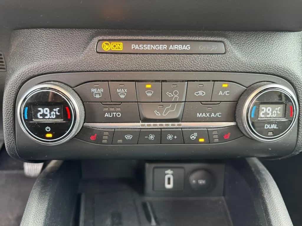 Ford Focus 1.0 EcoBoost Hybrid ACTIVE *LED *NAVI *RFK 12/2020-photo-11