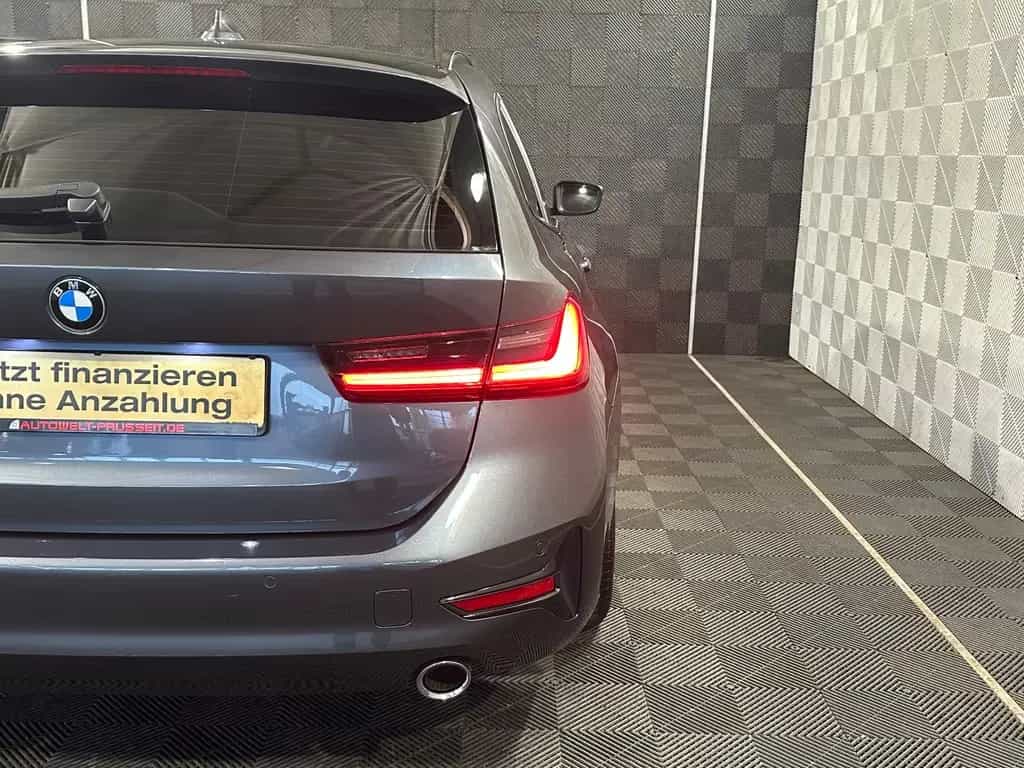 BMW 320 d Touring Hybrid*ADVANTAGE*LED-TEMPO-PDC-SHZ 12/2021-photo-11