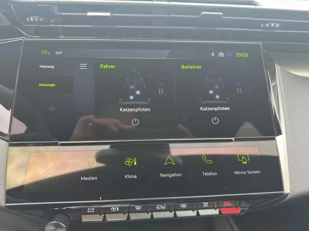 Peugeot 408 GT 145 Hybrid ACC PDC Kamera SHZ Navi 01/2026-photo-13