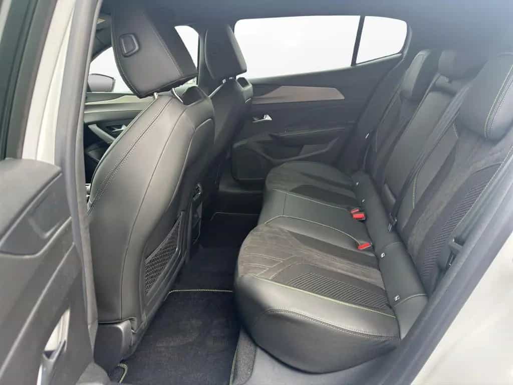 Peugeot 408 GT 145 Hybrid ACC PDC Kamera SHZ Navi 01/2026-photo-9