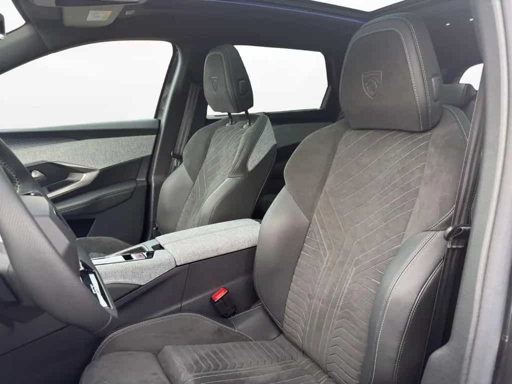 Peugeot 5008 Neuer 5008 GT HYBRID 145 e-DSC6 01/2026-photo-8