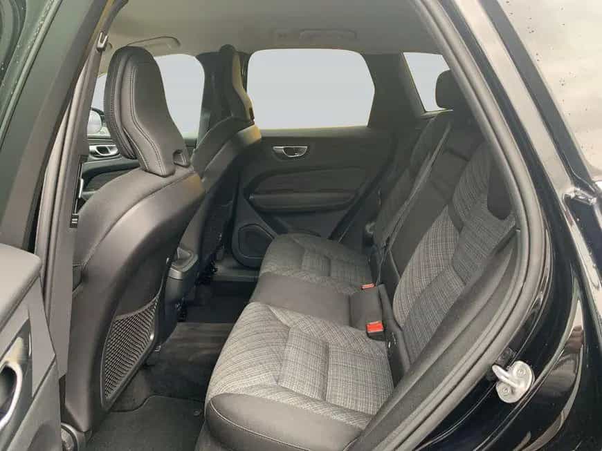 Volvo XC60 B4 D Core 07/2023-photo-11