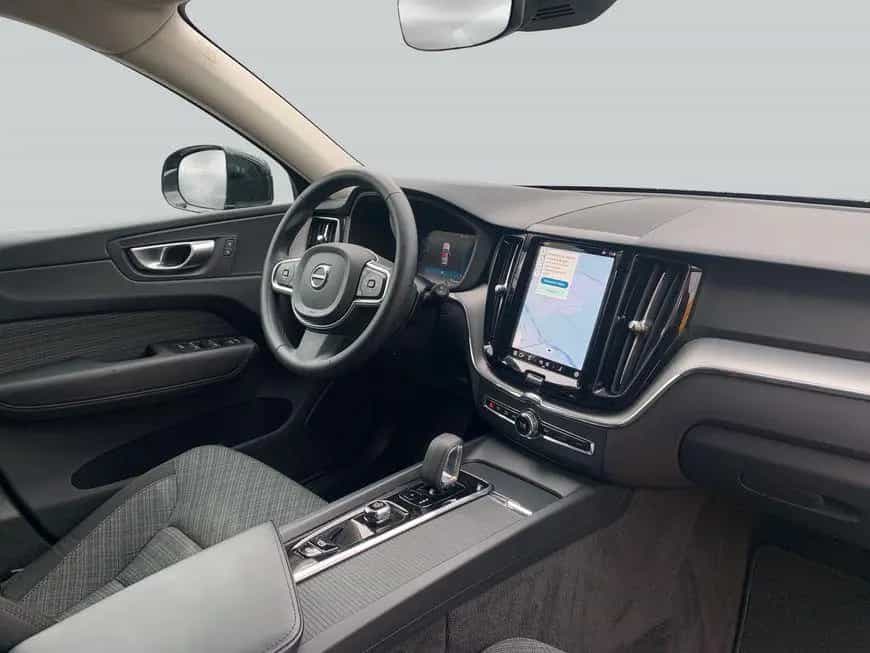 Volvo XC60 B4 D Core 07/2023-photo-15