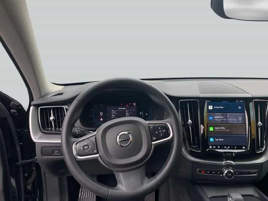 Volvo XC60 B4 D Core 07/2023-photo-16