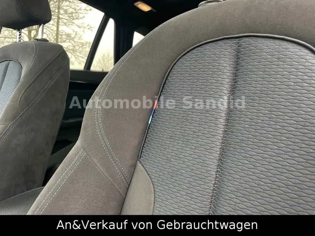 BMW X1 11/2016-photo-14