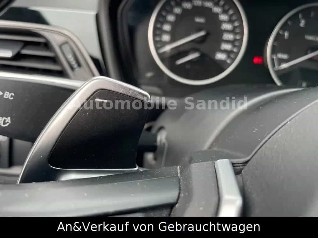 BMW X1 11/2016-photo-18