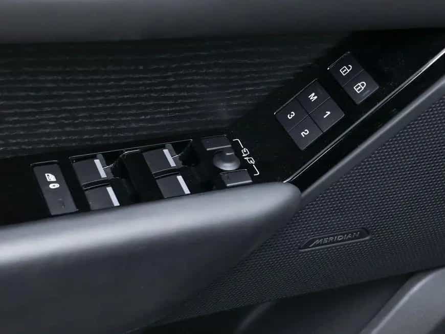 Land Rover Range Rover Rover Velar D300 Dynamic HSE 12/2023-photo-19