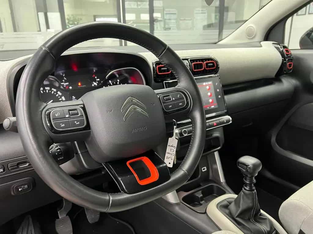 Citroën C3 Aircross 1.2 e-THP / PureT.Shine M.Kamera,DAB 09/2020-photo-17