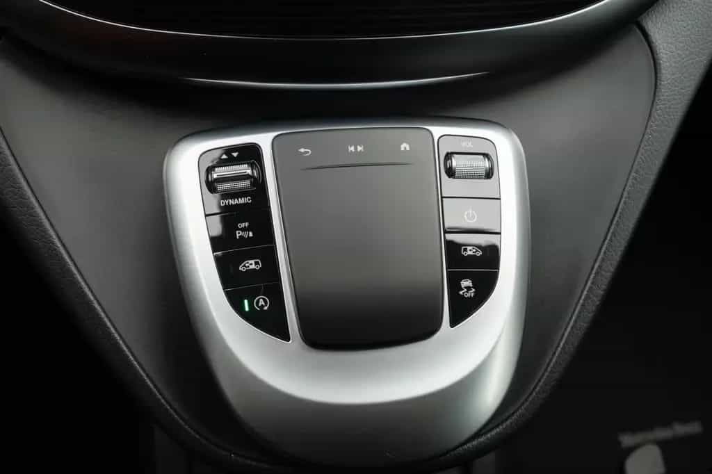 Mercedes-Benz V-Class d Extralang 4Matic 9G-TRONIC 11/2020-photo-14