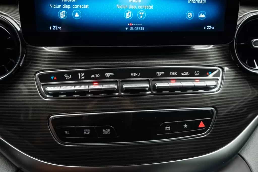 Mercedes-Benz V-Class d Extralang 4Matic 9G-TRONIC 11/2020-photo-15