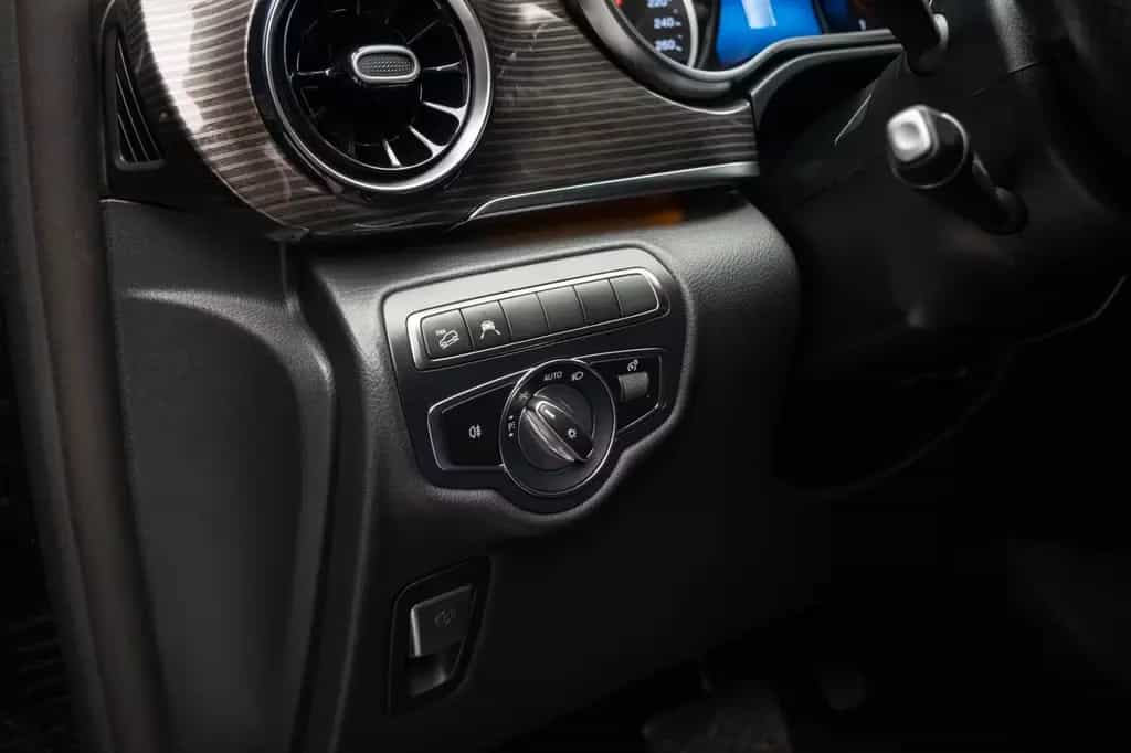 Mercedes-Benz V-Class d Extralang 4Matic 9G-TRONIC 11/2020-photo-22