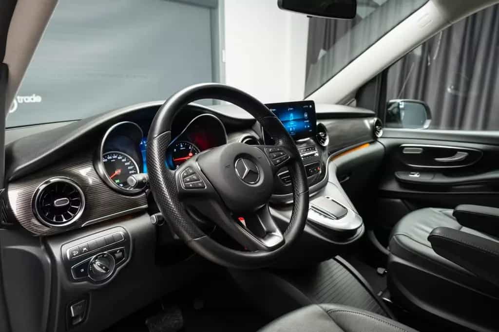 Mercedes-Benz V-Class d Extralang 4Matic 9G-TRONIC 11/2020-photo-23