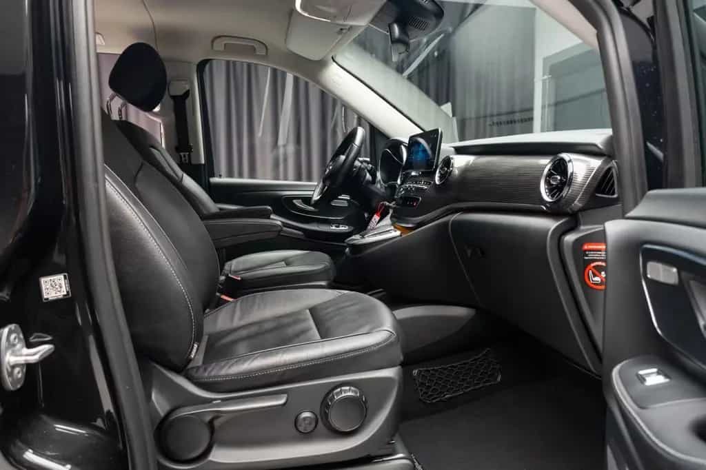 Mercedes-Benz V-Class d Extralang 4Matic 9G-TRONIC 11/2020-photo-26