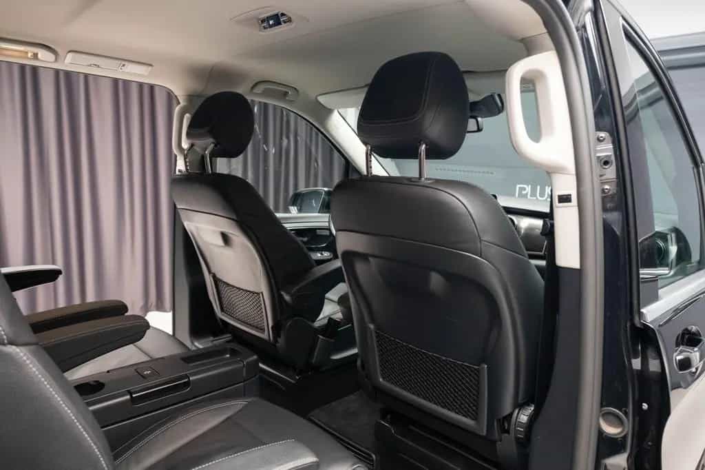 Mercedes-Benz V-Class d Extralang 4Matic 9G-TRONIC 11/2020-photo-30
