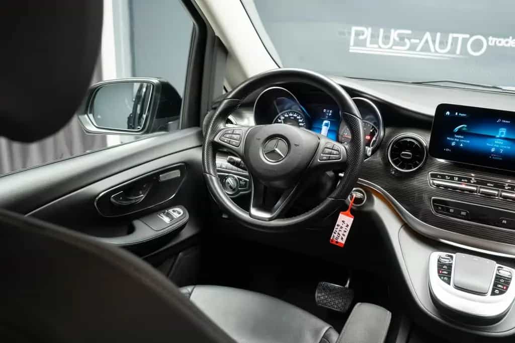 Mercedes-Benz V-Class d Extralang 4Matic 9G-TRONIC 11/2020-photo-39