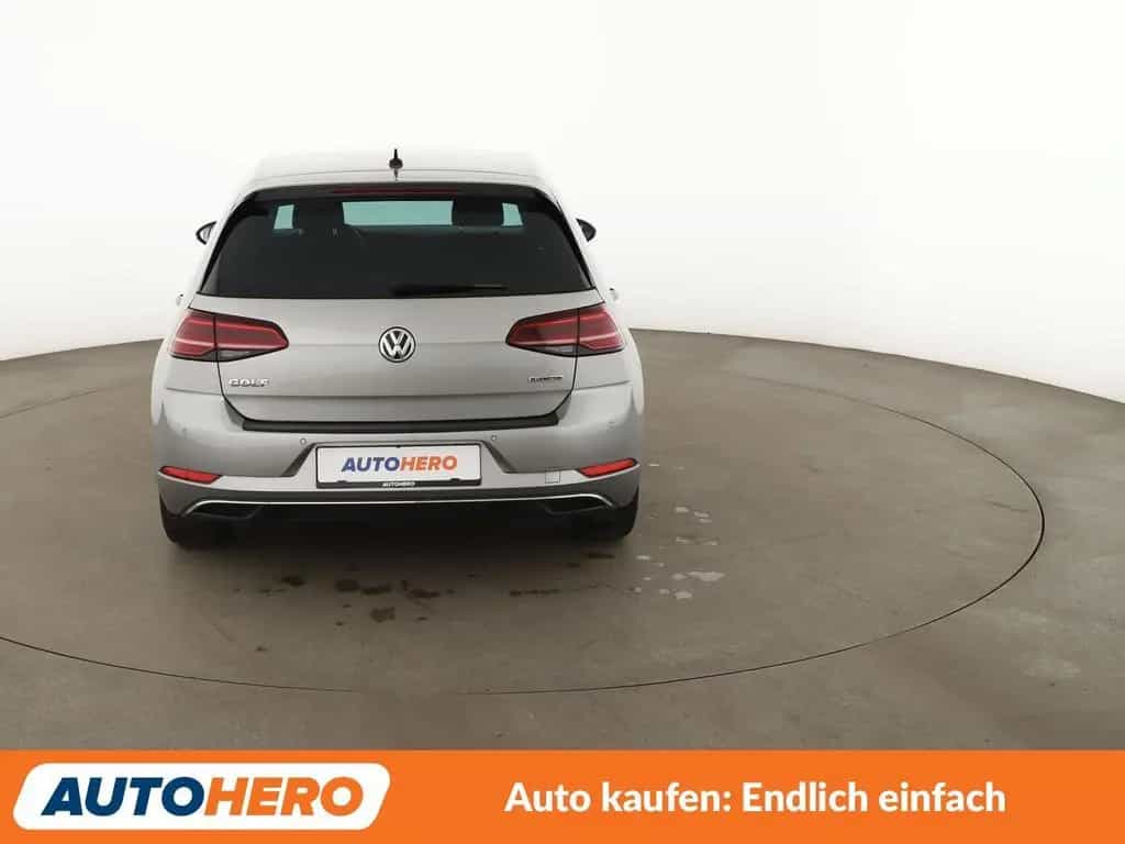 Volkswagen Golf VII 1.5 TSI ACT IQ.DRIVE BM Aut.*NAVI*LED* 06/2019-photo-4