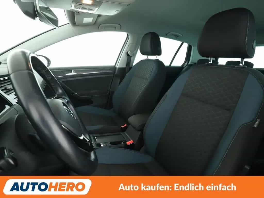 Volkswagen Golf VII 1.5 TSI ACT IQ.DRIVE BM Aut.*NAVI*LED* 06/2019-photo-9