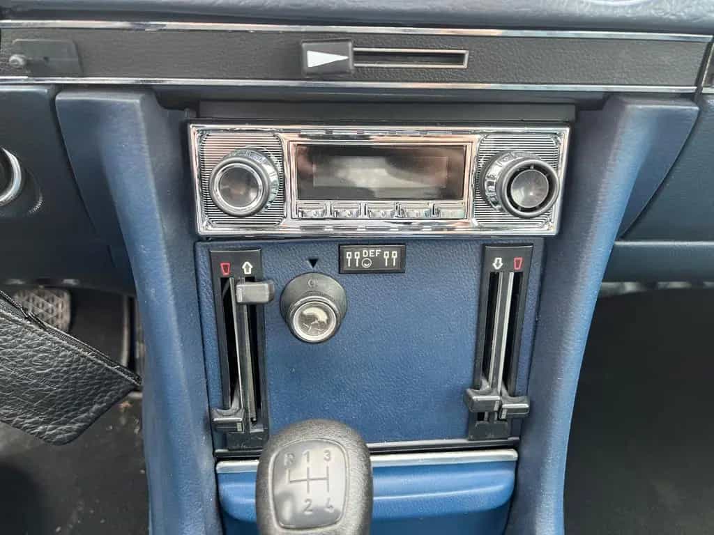 Mercedes-Benz SL-Class 280 07/1975-photo-5