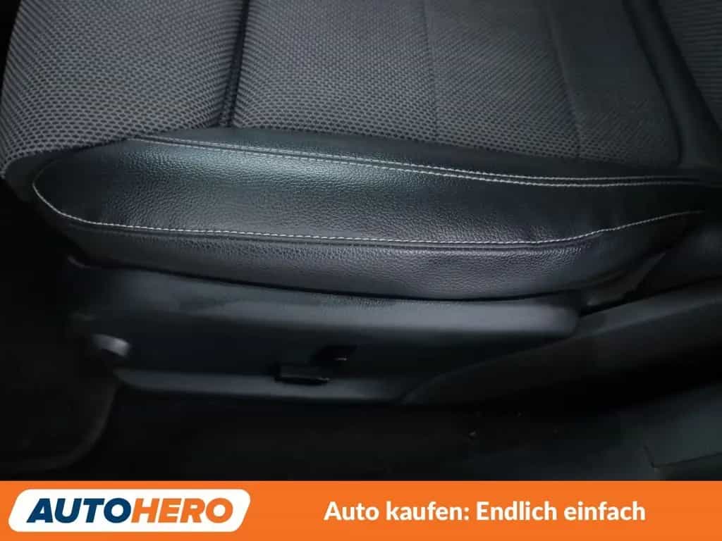 Mercedes-Benz E 200 E-Klasse E 200 T Avantgarde Aut.*NAVI*360*SHZ* 02/2017-photo-29