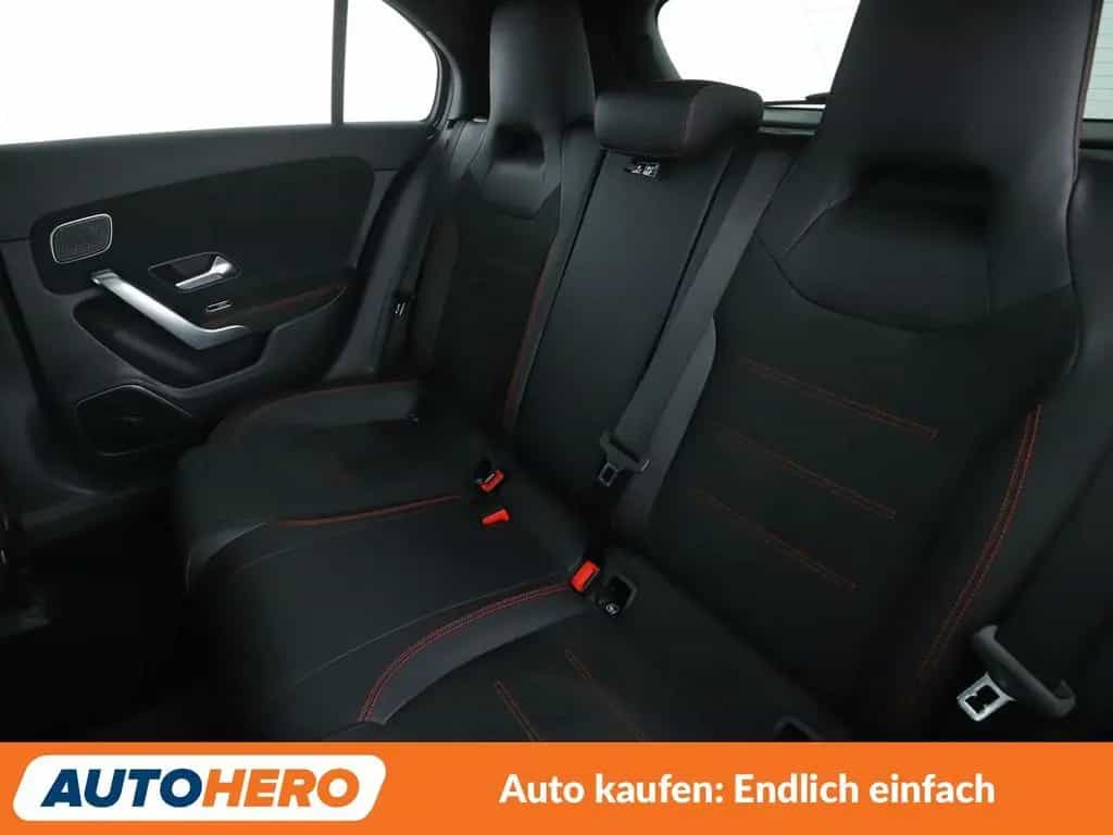 Mercedes-Benz A 35 AMG 4Matic Aut.*NAVI*CAM*SHZ*TEMPO* 03/2019-photo-13