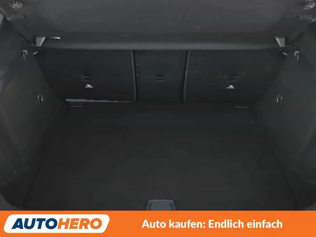 Mercedes-Benz A 35 AMG 4Matic Aut.*NAVI*CAM*SHZ*TEMPO* 03/2019-photo-17