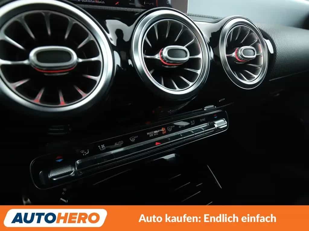 Mercedes-Benz A 35 AMG 4Matic Aut.*NAVI*CAM*SHZ*TEMPO* 03/2019-photo-23